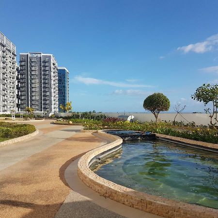 Mactan Newtown Condo With Garden And Ocean View 8Newtown Blvd 麦克坦 外观 照片