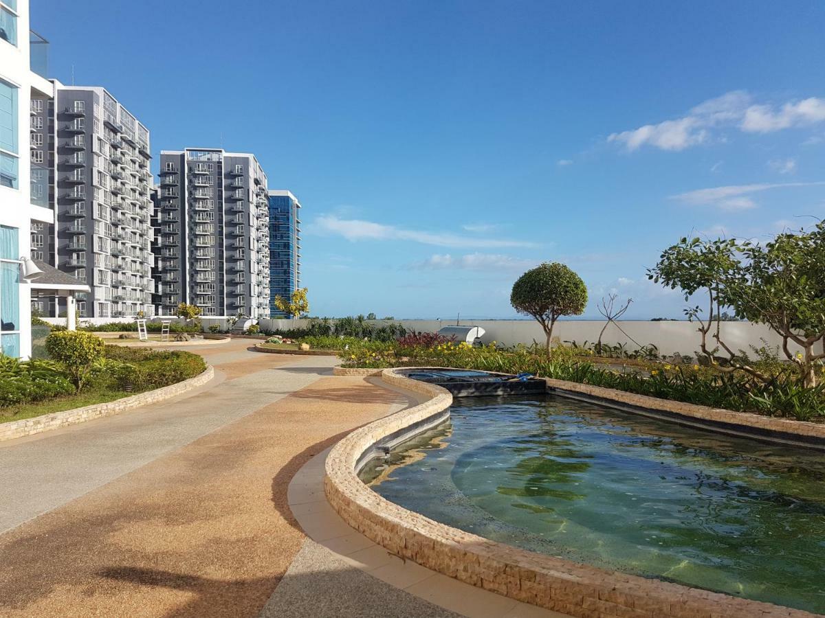 Mactan Newtown Condo With Garden And Ocean View 8Newtown Blvd 麦克坦 外观 照片