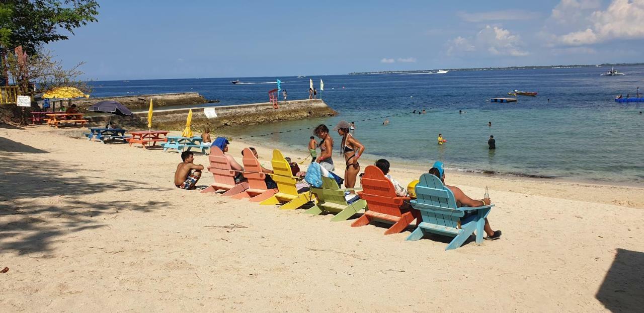 Mactan Newtown Condo With Garden And Ocean View 8Newtown Blvd 麦克坦 外观 照片