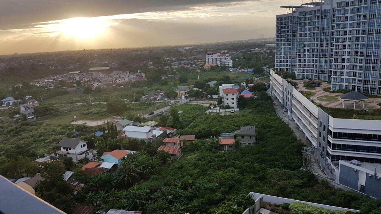 Mactan Newtown Condo With Garden And Ocean View 8Newtown Blvd 麦克坦 外观 照片