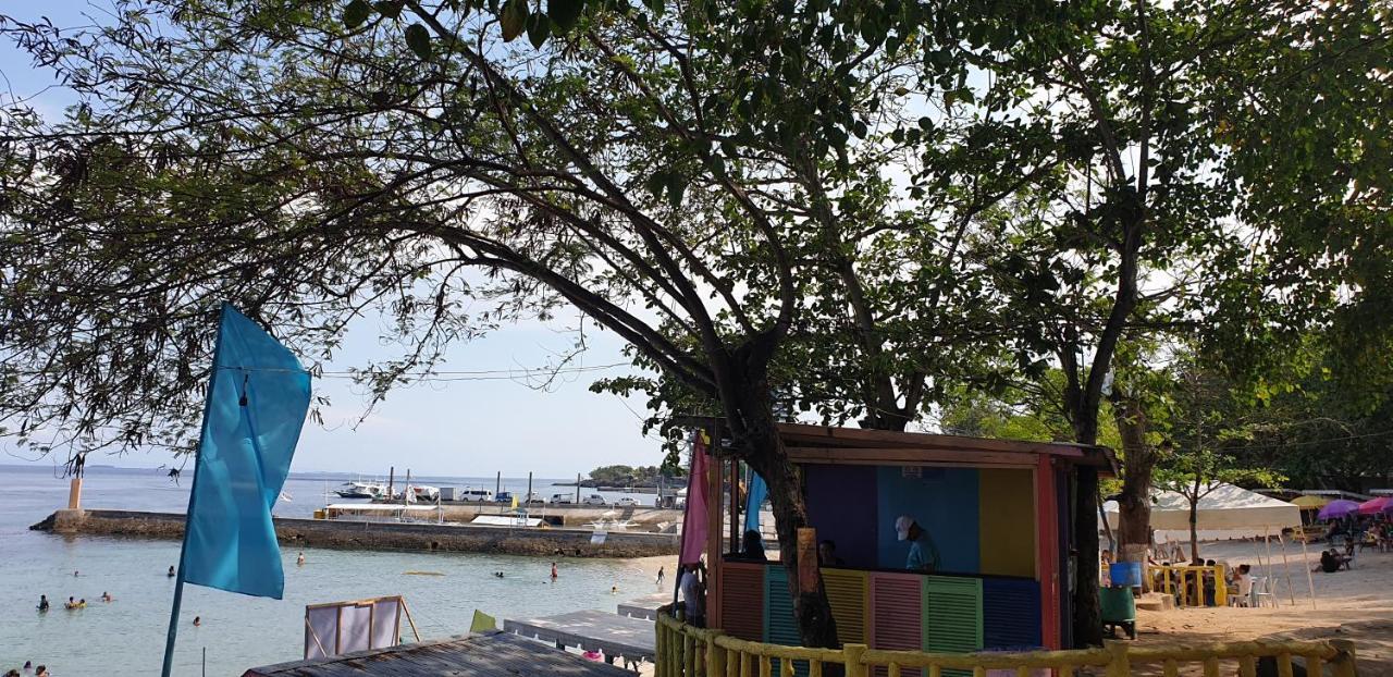 Mactan Newtown Condo With Garden And Ocean View 8Newtown Blvd 麦克坦 外观 照片