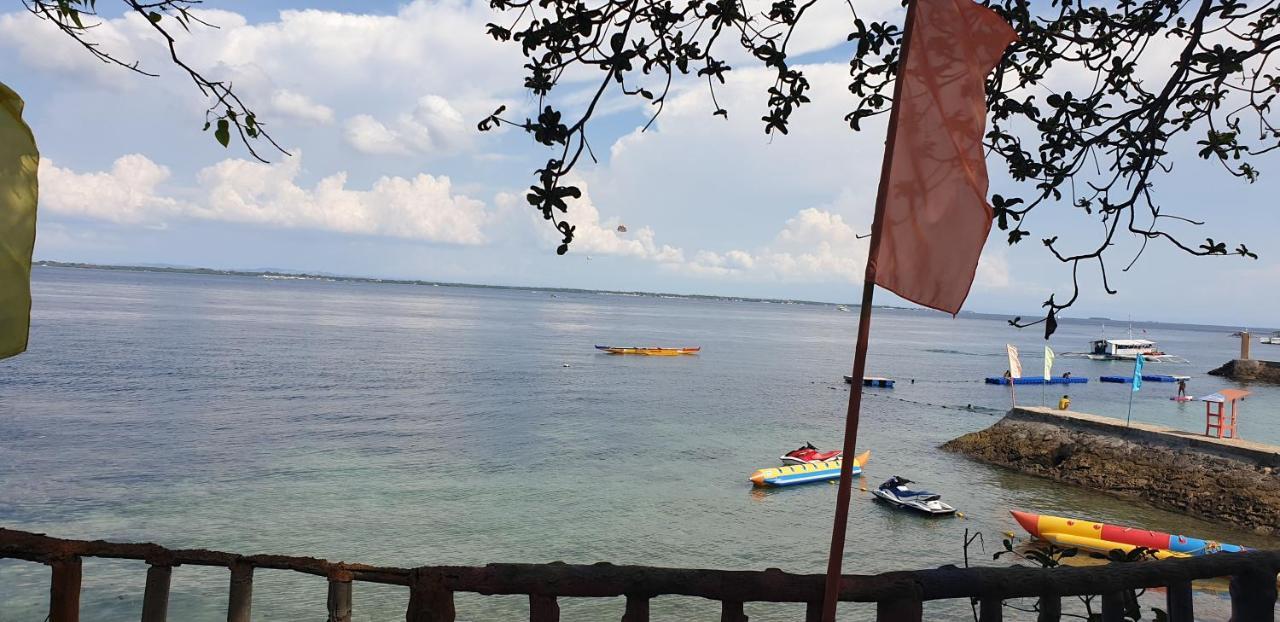 Mactan Newtown Condo With Garden And Ocean View 8Newtown Blvd 麦克坦 外观 照片