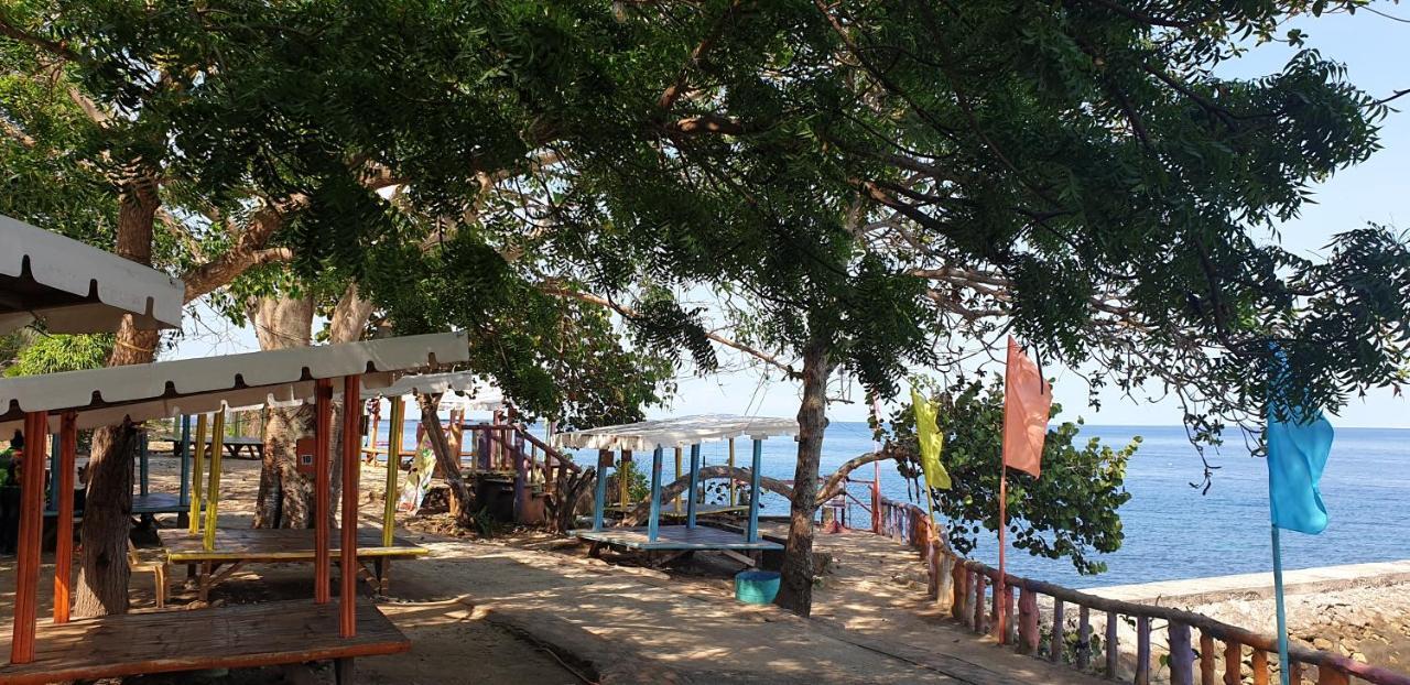 Mactan Newtown Condo With Garden And Ocean View 8Newtown Blvd 麦克坦 外观 照片